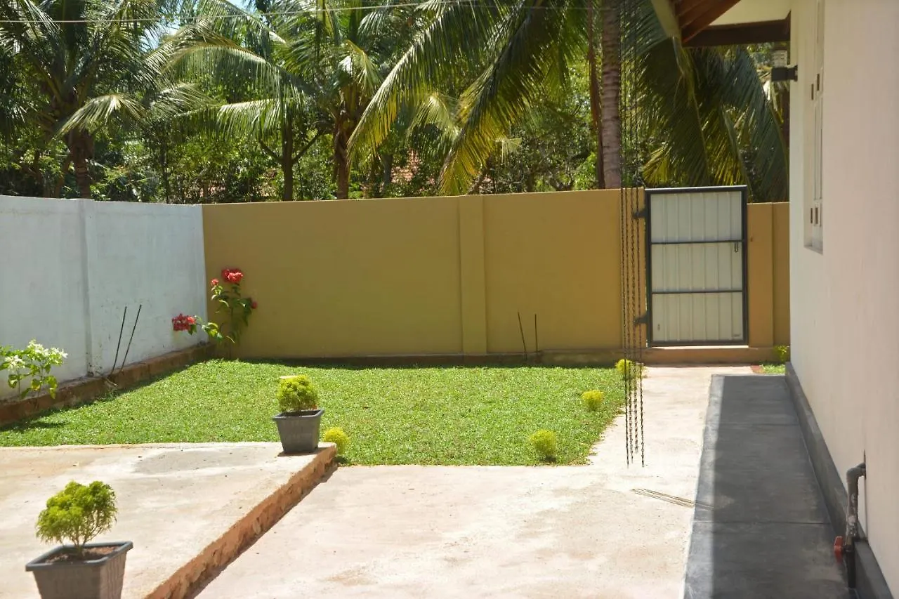 Oneli Residence Negombo Hotel