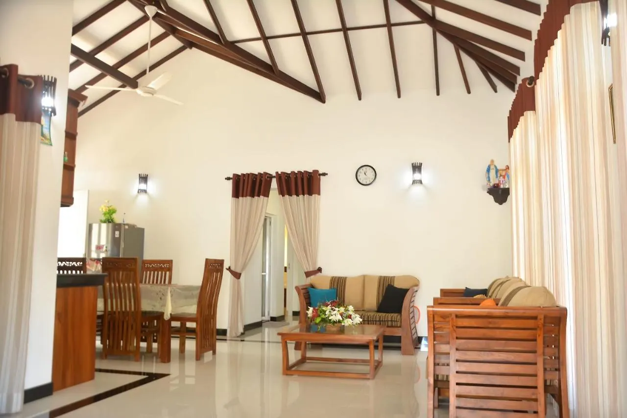 Oneli Residence نيجومبو 3*,  سريلانكا