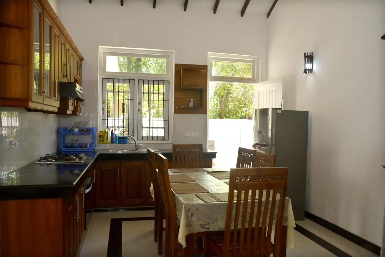 Oneli Residence نيجومبو